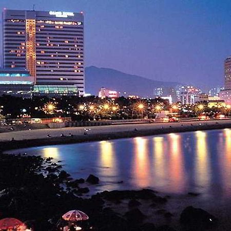 Grand Hotel Busan Bagian luar foto