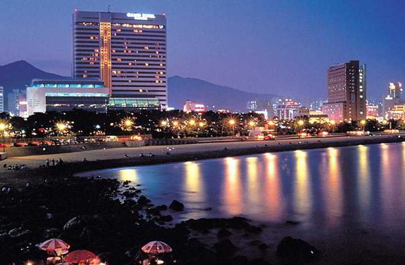 Grand Hotel Busan Bagian luar foto